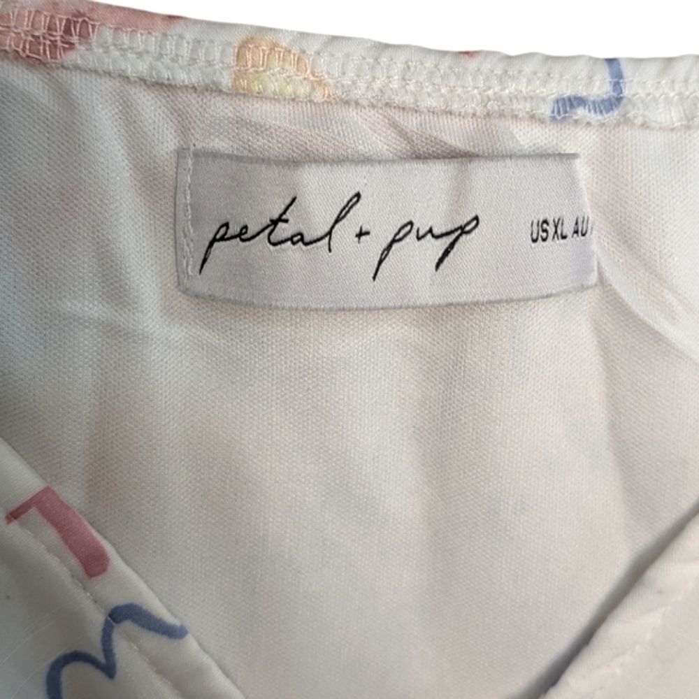 Petal & Pup White Floral Maxi Dress... Size XLarge - Picture 5 of 7